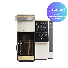 Bruvi Coffee Brewer in Cream.