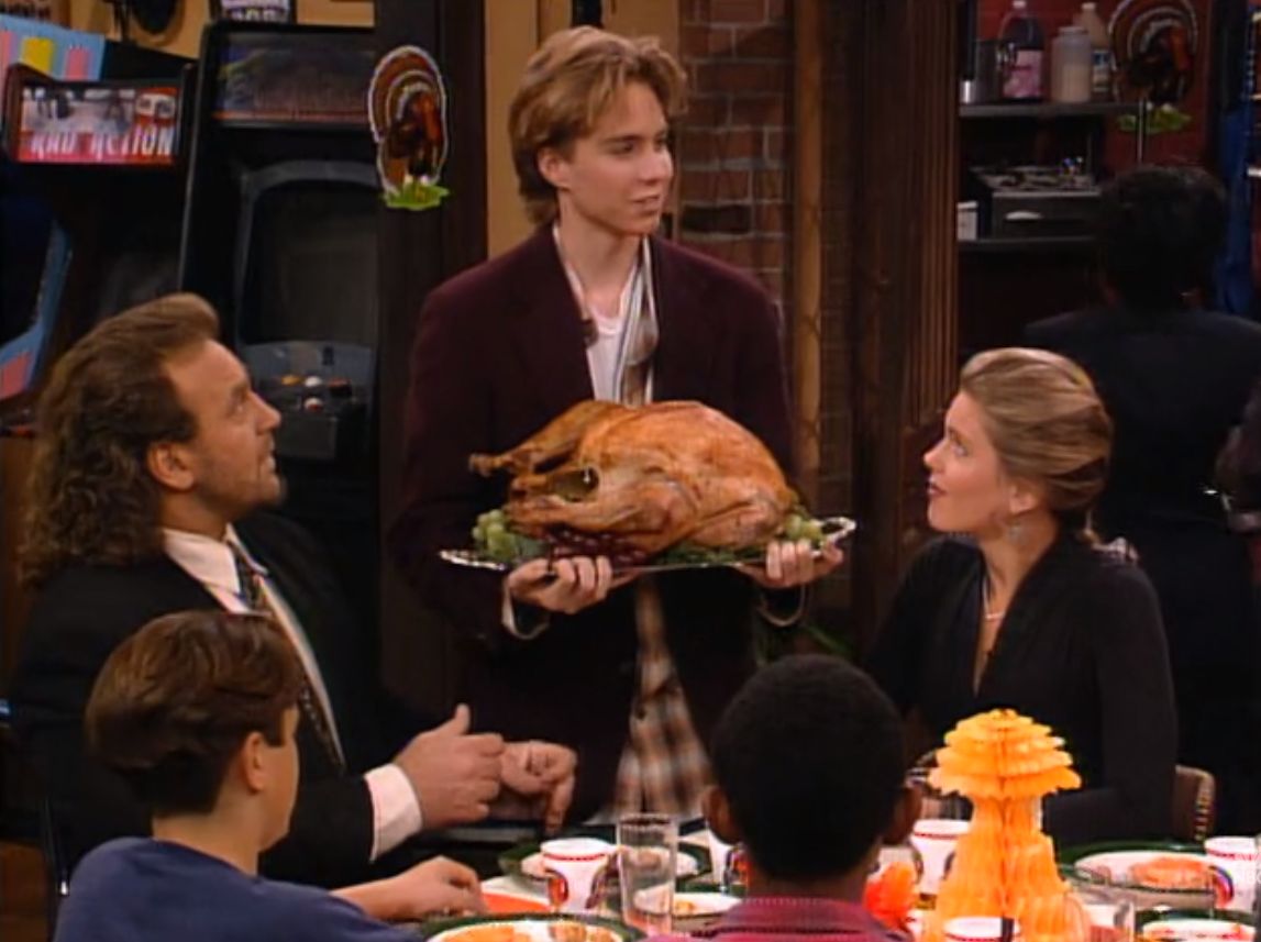 The Best Thanksgiving TV Episodes to Rewatch This Weekend